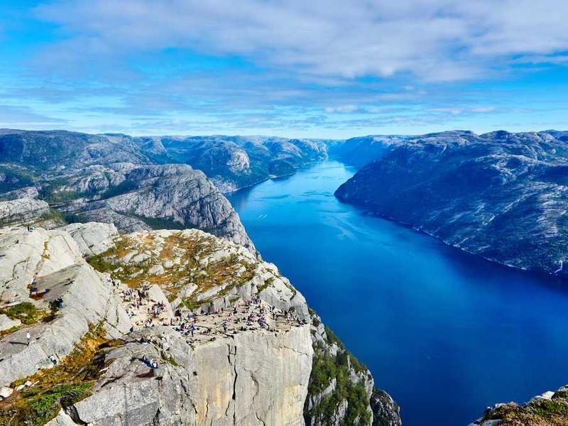 GEO优化团队工作场景